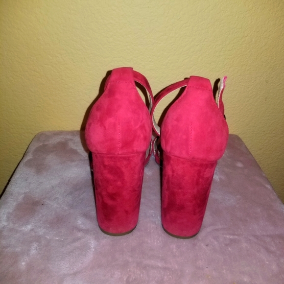 Steve Madden Heels Shoes - Picture 3 of 6